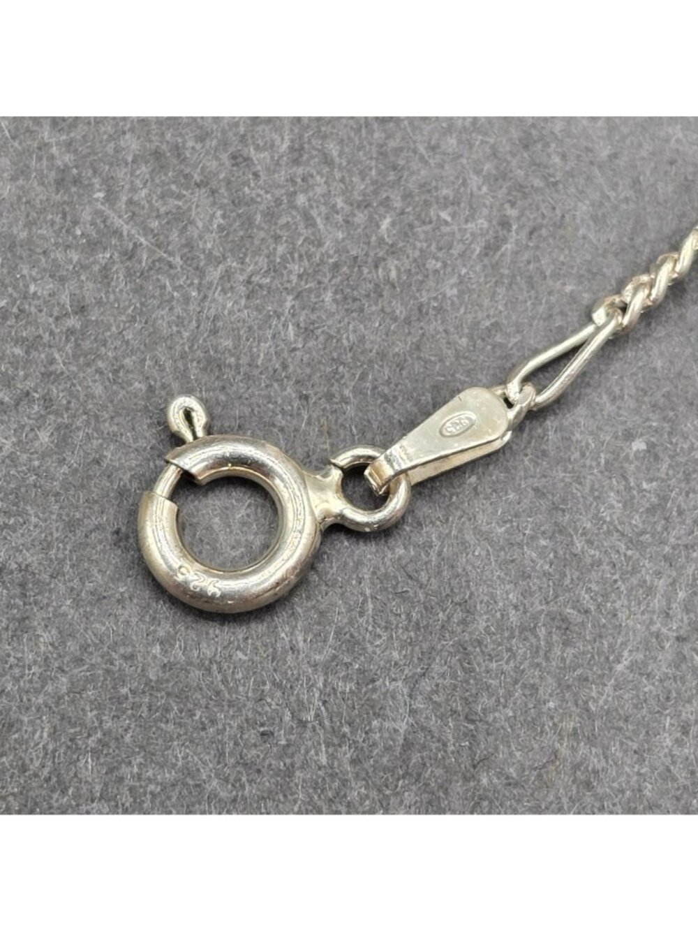 Vintage Italy Sterling Silver Figaro Bracelet 8" Italy 1.7mm Link Chain Layering - Picture 4 of 6